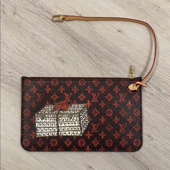 Louis Vuitton Handbags - Rare LV X Grace Coddington Catogram Pochette